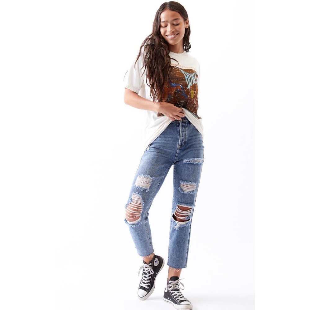 PacSun - Medium High Waisted Straight Leg Jean